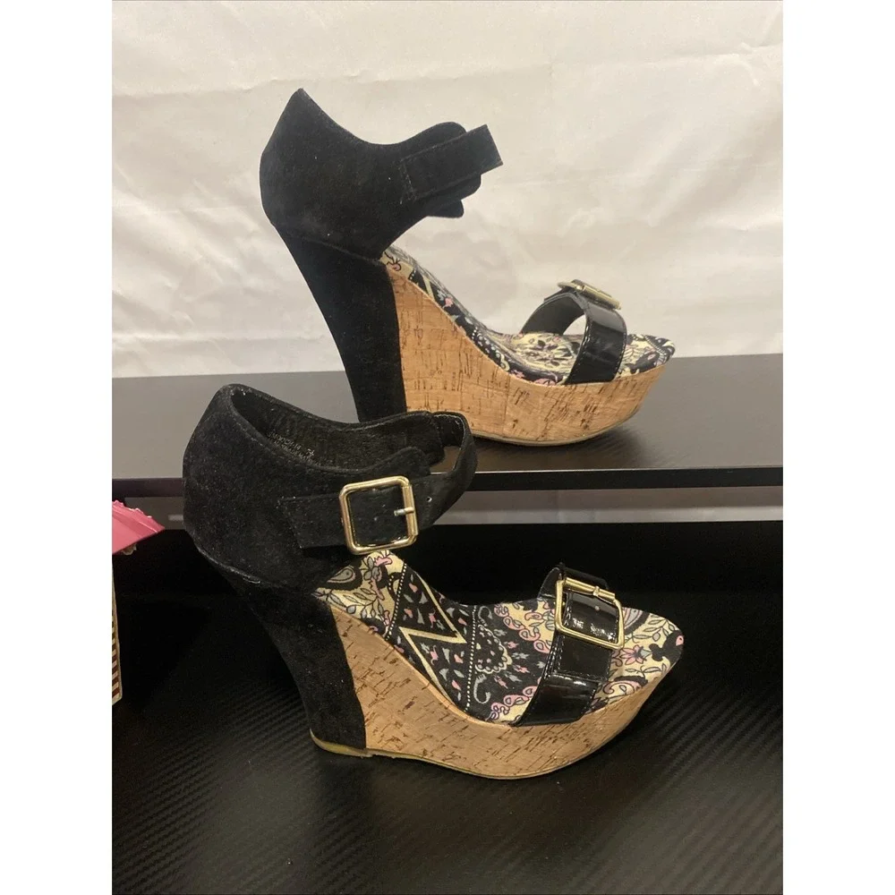 Bamboo Patent Wedge Smooch-14 Cork Sandals - Ankle Strap - Size 7.5